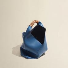 Lade das Bild in den Galerie-Viewer, Soft Leder Tote Bag