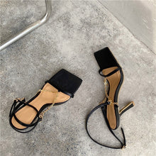Lade das Bild in den Galerie-Viewer, Riemchen Sandalette SquareToe