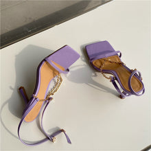 Lade das Bild in den Galerie-Viewer, Riemchen Sandalette SquareToe