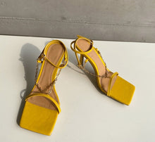 Lade das Bild in den Galerie-Viewer, Riemchen Sandalette SquareToe