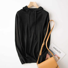 Lade das Bild in den Galerie-Viewer, Geschenkidee Weihnachten Wollsweater mit Kapuze