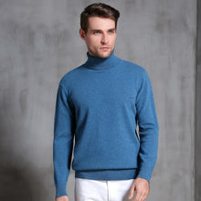 Load image into Gallery viewer, Herren Rollkragenpullover aus Wolle
