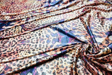 Load image into Gallery viewer, Lingerie  100% Seidenstoff Leopard

