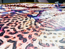 Load image into Gallery viewer, Lingerie  100% Seidenstoff Leopard
