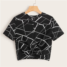 Lade das Bild in den Galerie-Viewer, Shirt mit geometrischem Muster
