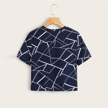 Lade das Bild in den Galerie-Viewer, Shirt mit geometrischem Muster
