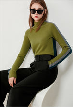 Load image into Gallery viewer, Turtleneck Sweater Cashmere
