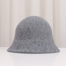 Lade das Bild in den Galerie-Viewer, Winter Hot Sale Bucket Hat aus Filz
