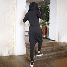 Load image into Gallery viewer, Streetwear Jumpsuit mit Kapuze
